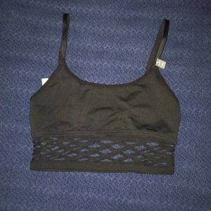 Black sports bra